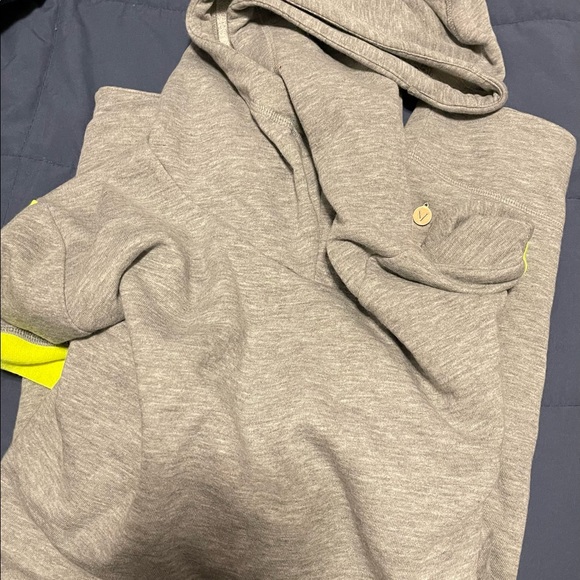 LIVI Active Jogging Set by Lane Bryant - Picture 5 of 6